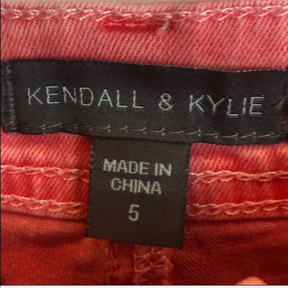 KENDELL & KYLIE / pink high rise spike shorts - Picture 7 of 8